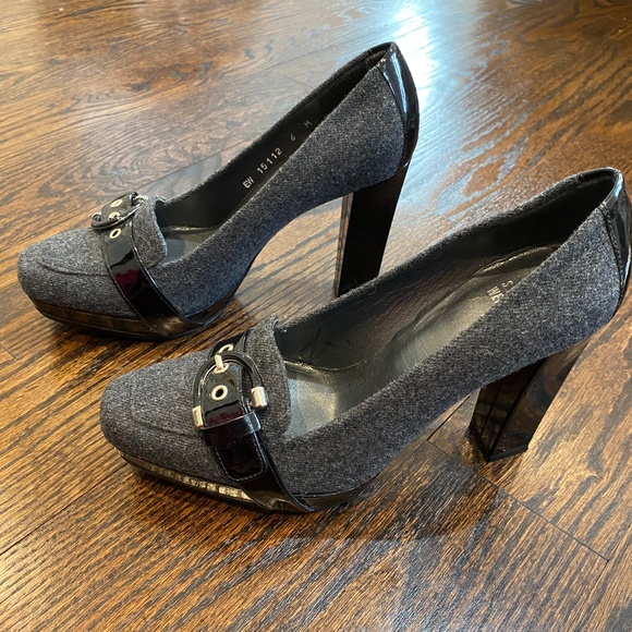 Stuart Weitzman Wool Heels - Picture 1 of 4